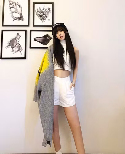 Dù vậy đường ai nấy đi từ cuối năm 2020 của Karik và Bella khiến nhiều fans tiếc nuối.