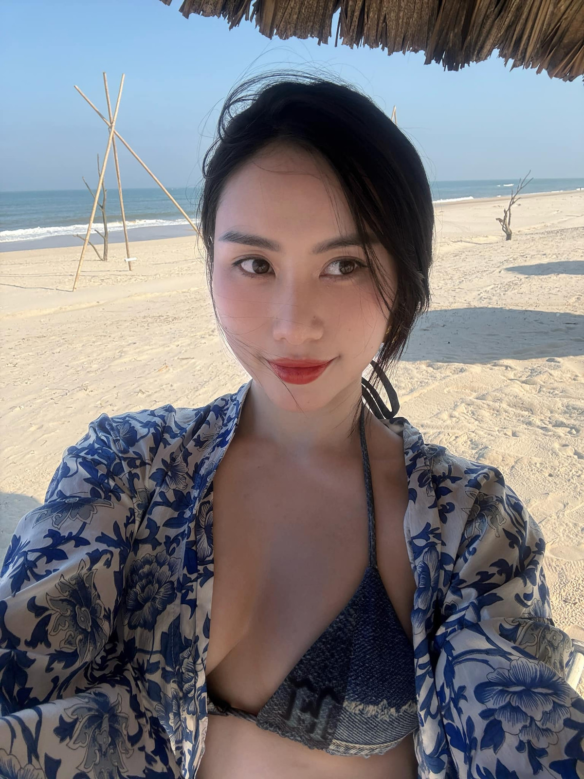 Đa số điều bày tỏ sự ngưỡng mộ trước tài năng, sự xinh đẹp, cũng như nguồn năng lượng tích cực, khỏe khoắn mà hot girl này mang lại.