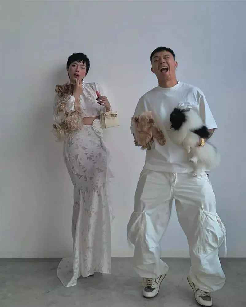 Đến khi đăng kí dự thi The Face 2017, Khánh Linh lại càng được mọi người đặc biệt chú ý tới. Thời điểm ấy, chương trình truyền hình thực tế này rất được khán giả đón nhận và nó có thể làm bệ phóng hoàn hảo cho bất cứ cô gái nào tham gia. Thế nhưng gái xinh này đã phải dừng cuộc chơi khá sớm.