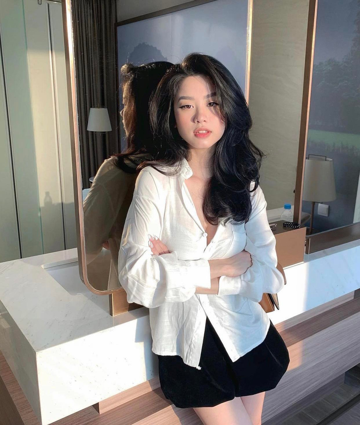 Sau khoảng thời gian 2 năm "ở ẩn", hiện tại cư dân mạng nhận xét phong cách thời trang của Hàn Hằng thời thượng hơn xưa.