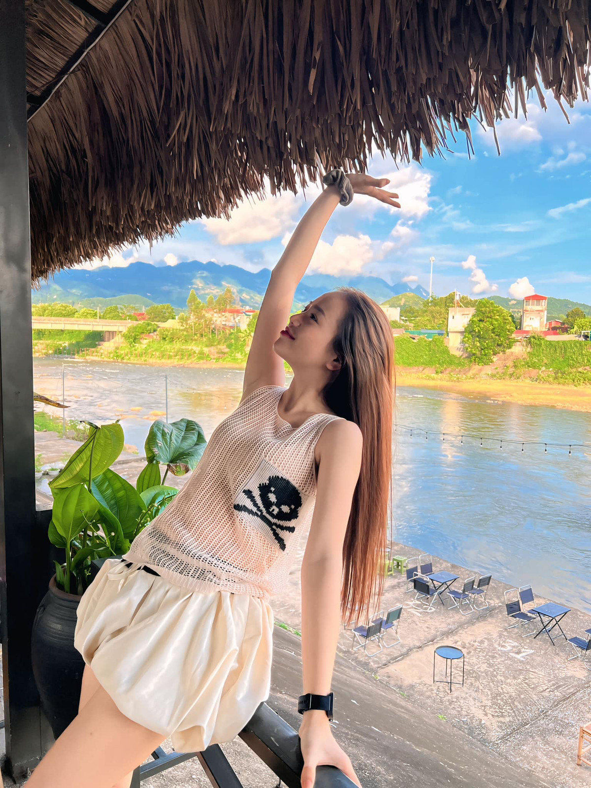 Mai Linh Zuto không chỉ nổi bật với những những video chơi game hài hước mà còn ghi dấu ấn trong lòng fan cùng nhiều bộ ảnh khoe dáng, những buổi livestream chia sẻ về cuộc sống và những hoạt động thể thao năng động.