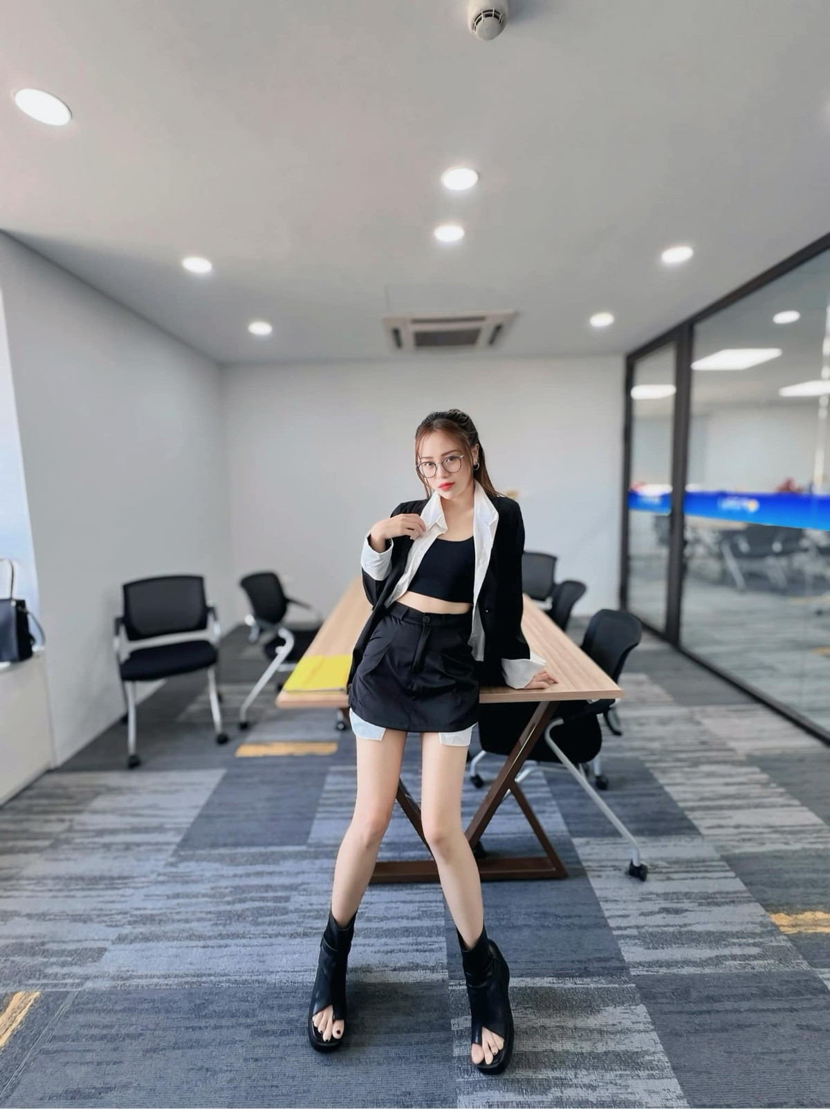 Có thể nói, một trong những yếu tố giúp Mai Linh Zuto thành công và được yêu mến như hiện nay chính là sự tự tin. Cô nàng luôn tự hào về bản thân, dám thể hiện cá tính và không ngại thử thách bản thân trong mọi lĩnh vực.