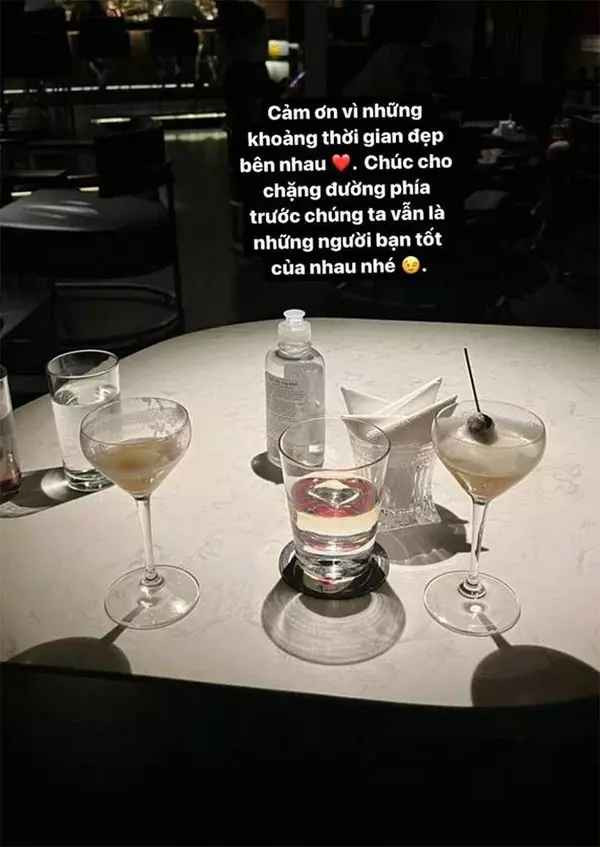 Theo đó trên trang cá nhân, bạn trai Linh Ngọc Đàm là Hoài Nam đã đăng tải dòng trạng thái ẩn ý: "Cảm ơn vì khoảng thời gian đẹp bên nhau. Chúc cho chặng đường phía trước của chúng ta vẫn là những người bạn tốt của nhau nhé!".