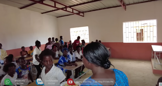 Được biết Quang Linh Vlogs đặt tên cho ngôi trường là Trung học cơ sở Sailundo - lấy tên từ 1 xã của huyện Bailundo (tỉnh Huambo) gồm 4-5 bản nhỏ liền kề tạo diện tích rộng lớn. Đó cũng là lý do mà chàng trai xứ Nghệ và chính quyền địa phương quyết định chọn nơi đây làm điểm xây trường.