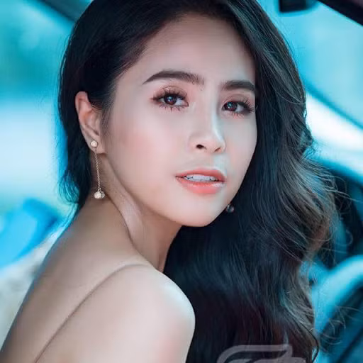 Thế nên dù vẫn cập nhật hình ảnh liên tục trên MXH mà dân tình không ai nhận ra Kiều Anh đang có bầu lần thứ 2 dù đã là tháng cuối thai kỳ.