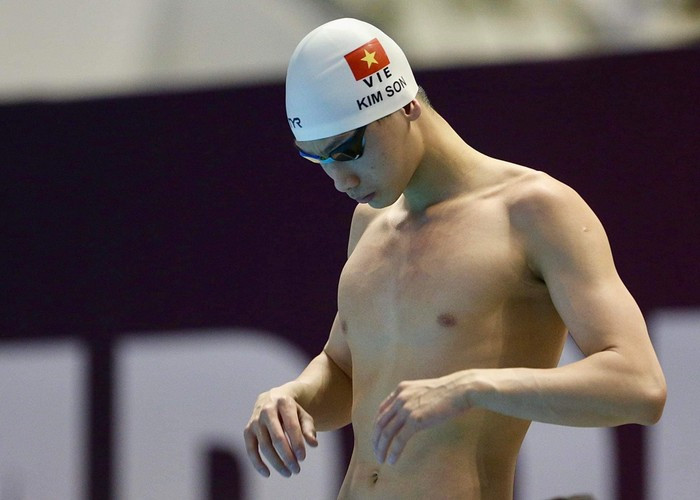 Ở các kỳ SEA Games sau đó Kim Sơn chỉ xếp sau kình ngư số 1 Việt Nam Nguyễn Huy Hoàng ở nội dung 1.500 m tự do.