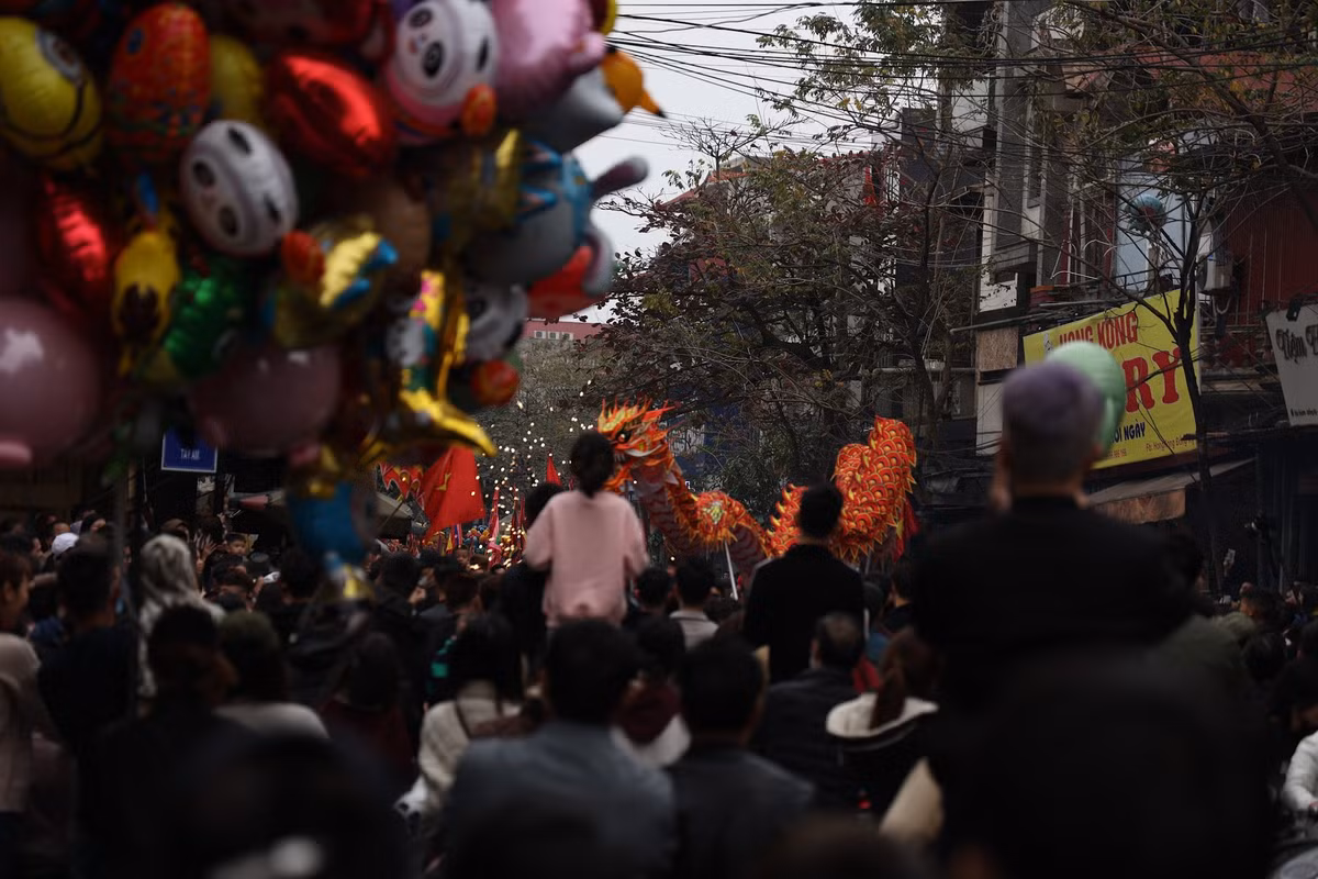 Bien nguoi tham gia Le hoi ruoc phao lang Dong Ky-Hinh-5