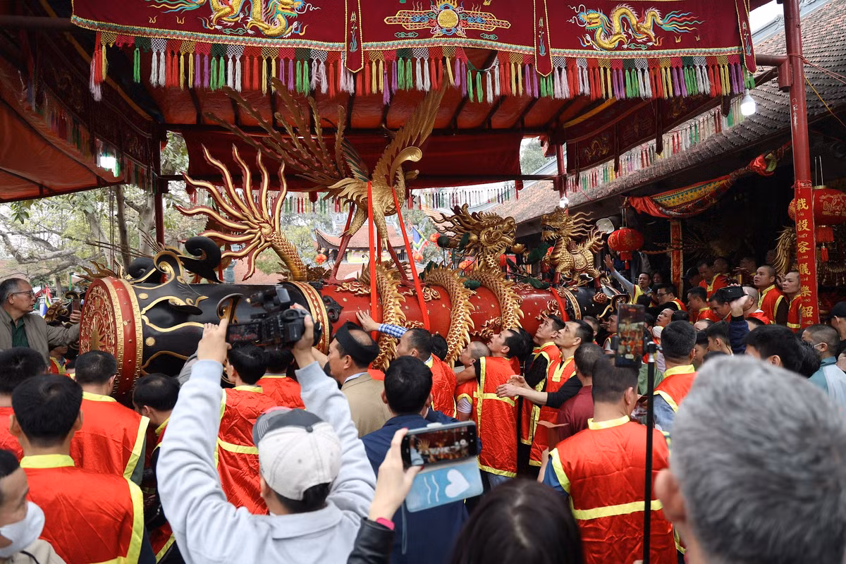 Bien nguoi tham gia Le hoi ruoc phao lang Dong Ky-Hinh-9