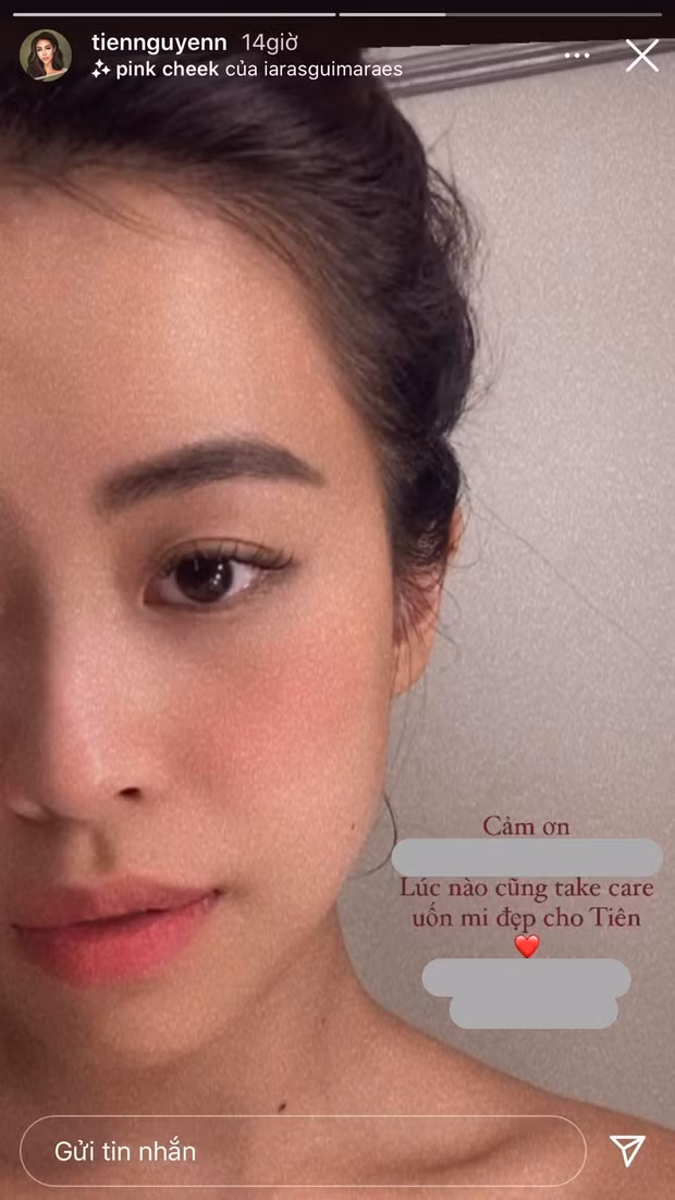 Mới đây, ái nữ nhà "Vua hàng hiệu" đã khoe một gương mặt hoàn toàn khác của mình lên story Instagram và nhanh chóng khiến dân mạng phải trầm trồ.