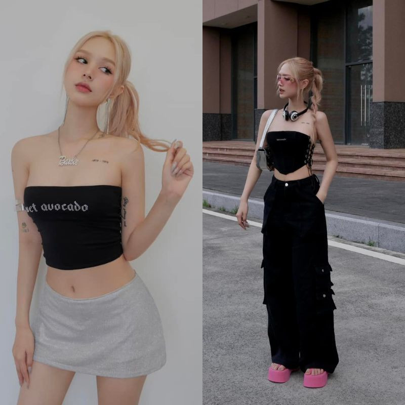 Mới đây, khi tham gia một chương trình truyền hình, Xoài Non nhận được nhiều sự chú ý. Xuất hiện trong chiếc váy đơn giản, hot girl sinh năm 2002 vẫn toát lên vẻ ngoài xinh xắn, khoe vóc dáng thon gọn.