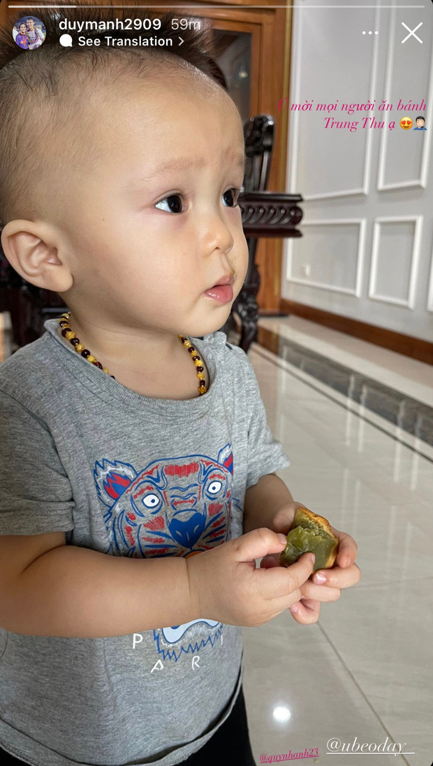 Và như lời Quỳnh Anh thì có vẻ Ú đã thừa hưởng tính thiếu gọn gàng này từ bố Duy Mạnh.