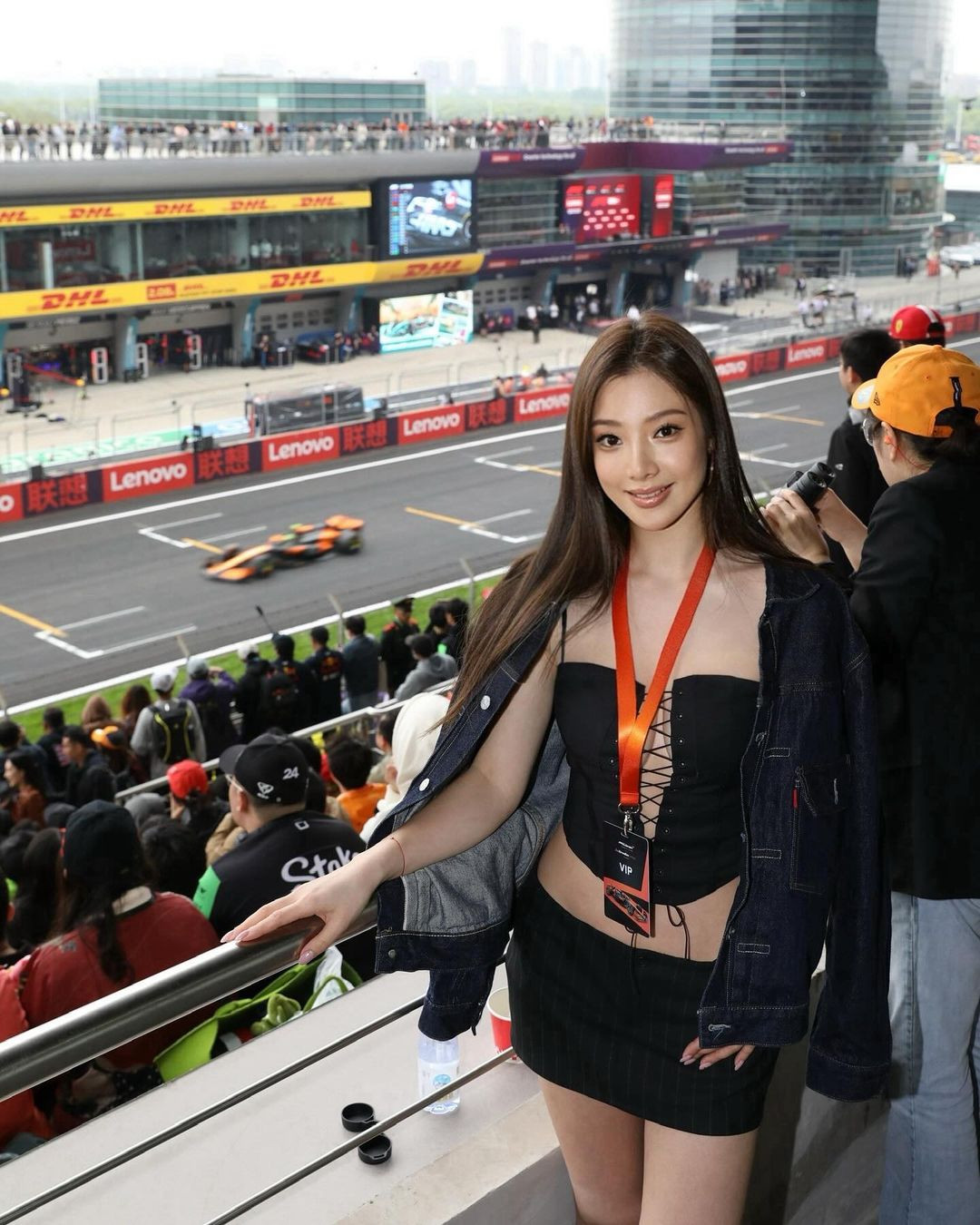 Ngoài yoga flow, Zoey Wu còn có thói quen làm một việc tại nhà, đó là nấu ăn. Người đẹp thường tự vào bếp chuẩn bị các bữa ăn trong ngày để đảm bảo dinh dưỡng cũng như kiểm soát lượng calo nạp vào cơ thể.