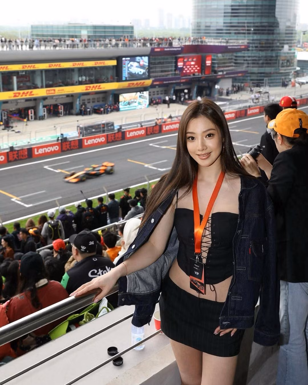 Ngoài yoga flow, Zoey Wu còn có thói quen làm một việc tại nhà, đó là nấu ăn. Người đẹp thường tự vào bếp chuẩn bị các bữa ăn trong ngày để đảm bảo dinh dưỡng cũng như kiểm soát lượng calo nạp vào cơ thể.