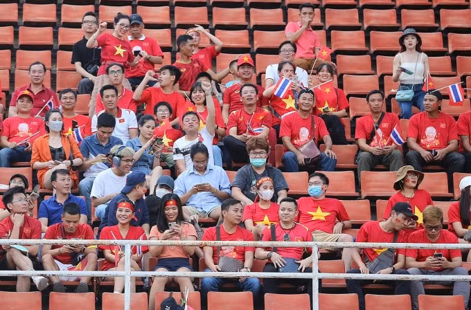 Thai Lan 1-0 Viet Nam: Loi chia tay buon cua thay Park-Hinh-12