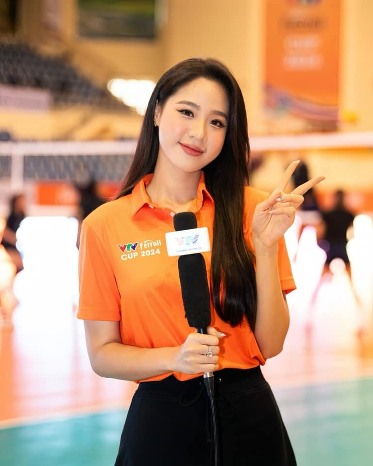 Ngoài đời thường, Bảo Châu duy trì hình tượng quyến rũ ở tuổi đôi mươi.