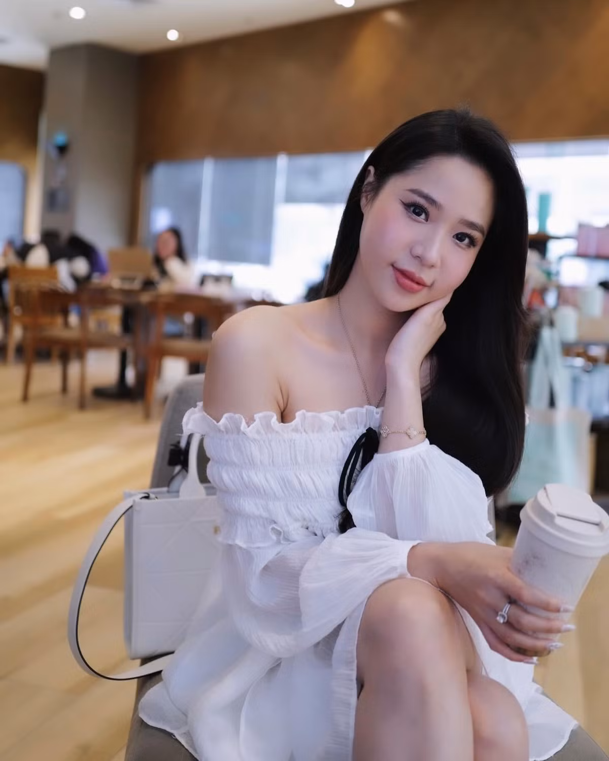 Tuy là gương mặt mới và thuộc nhóm MC thể thao trẻ tuổi nhất của VTV, nhưng suốt thời gian qua Bảo Châu đã chứng minh được sự tiềm năng và là một người dẫn được lãnh đạo đài tin tưởng, gương mặt được khán giả truyền hình dành nhiều thiện cảm.