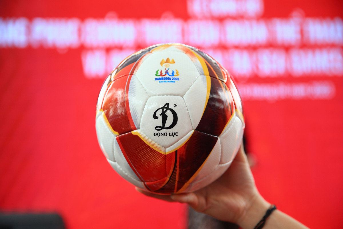 Thông qua đó truyền đến thông điệp chiến đấu hết mình vì màu cờ sắc áo, vì niềm tự hào dân tộc.