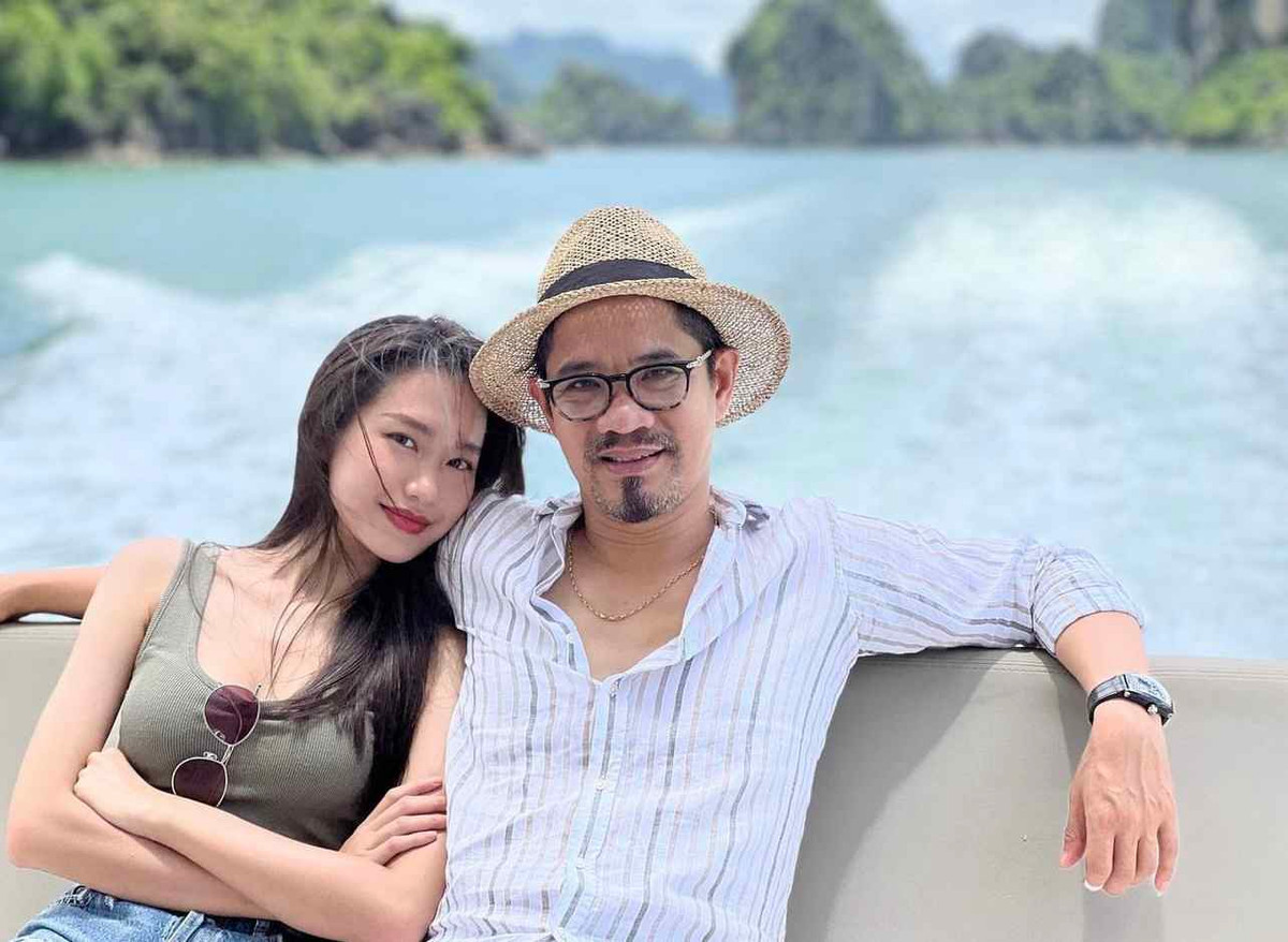 Một lần khác, Doãn Hải My cũng tâm sự nhận được nhiều sự quan tâm của bố. Đó là vào thời kì mang bầu, chú Sơn đã mang cả thùng sách đến cho con gái đọc, lấy thêm kiến thức và kinh nghiệm để nuôi dạy con cái.