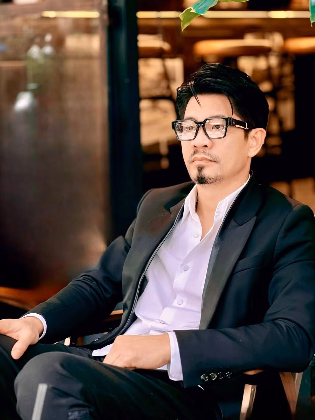 Đây cũng không phải lần đầu tiên bố của Doãn Hải My không xuất hiện trong khung hình của gia đình.