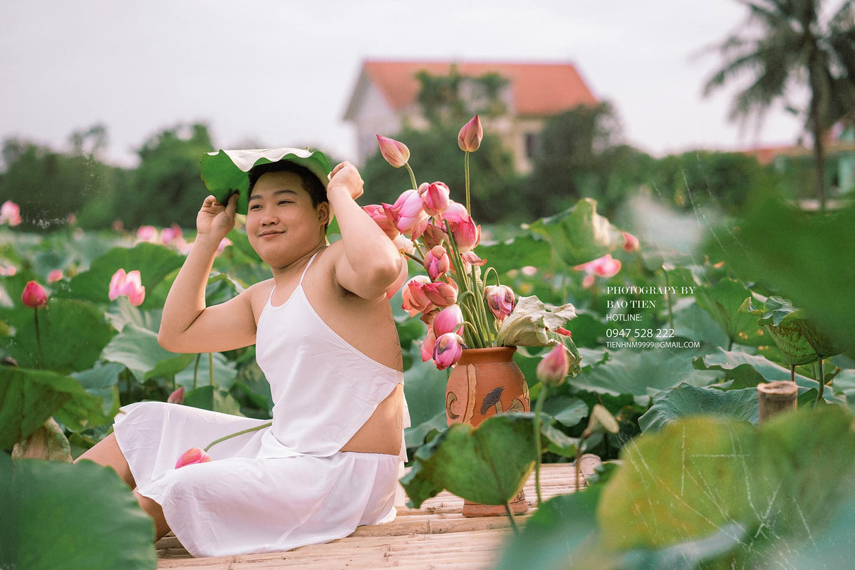 Trước những ý kiến trái chiều nhận xét về bộ ảnh, Đình Thuần chia sẻ: "Bọn mình cũng xác định là có người thấy nó thú vị, có người thấy không hợp mắt nhưng đấy là quyền tự do ngôn luận của mỗi người.