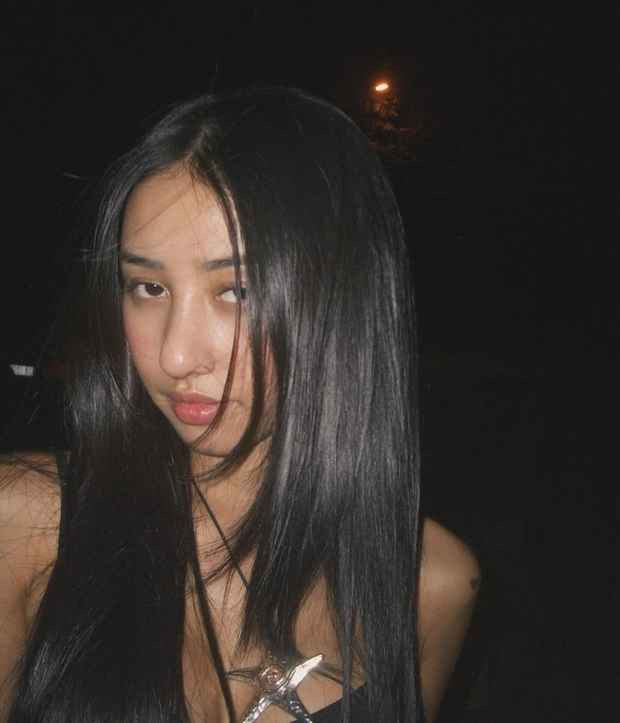 Trong bộ phim mới nhất, người đẹp Trịnh Thảo đang được cư dân mạng gọi vui là "Lọ lem số hưởng" khi xuất thân ở xóm ngụ cư được "tổng tài" Chao (Lê Hải) yêu thích.