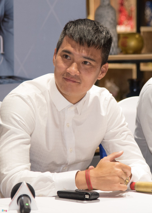 Công Vinh từng được biết đến với vai trò chủ tịch CLB TP HCM.