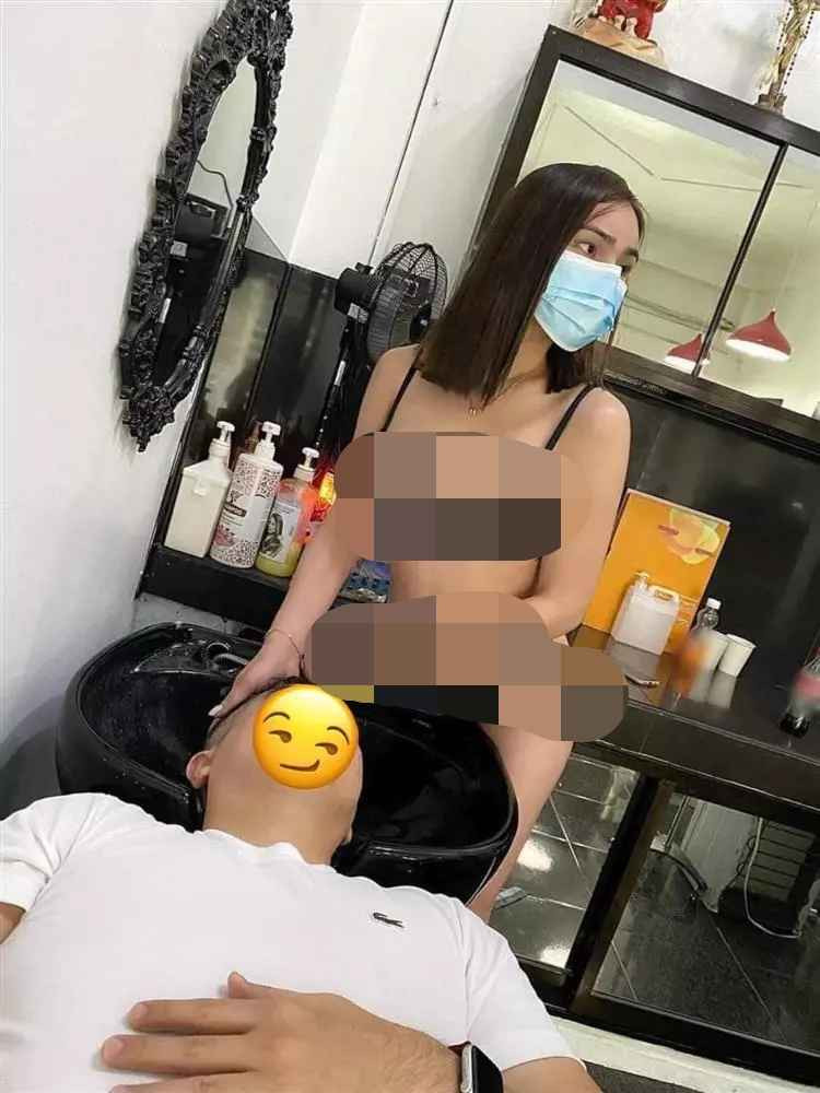 Người này cũng phân trần, không quan tâm lời dị nghị của mọi người, chỉ tập trung để làm tóc thật đẹp và chất lượng nhất cho khách.