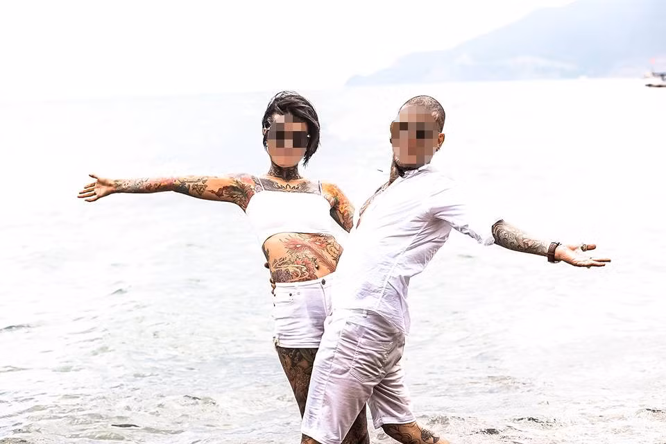 Nam tho xam co tieng bi to ga gam nhieu hoc vien, khach hang?