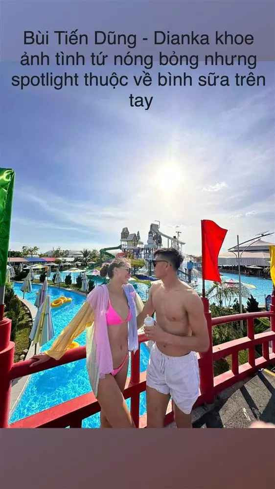 Mới đây, thủ môn Bùi Tiến Dũng và em trai Bùi Tiến Dụng đã đưa người thân đi chơi.