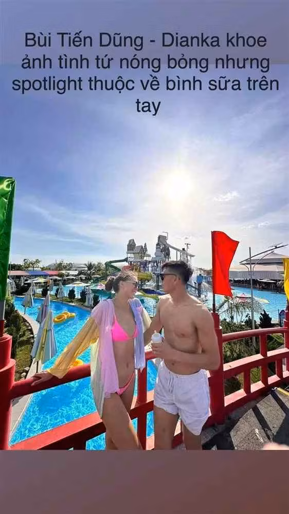 Mới đây, thủ môn Bùi Tiến Dũng và em trai Bùi Tiến Dụng đã đưa người thân đi chơi.