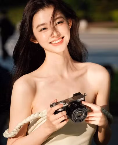 Là một người mẫu, Ying Ning cũng chú ý đến vấn đề chăm sóc da và giảm cân để luôn xuất hiện hoàn hảo nhất trước công chúng.