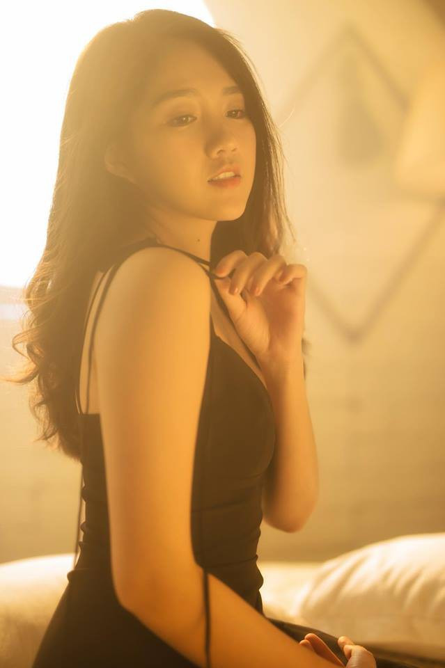 Vừa qua, Trinh Xíu nhận được nhiều lời khen ngợi từ khán giả khi "chơi lớn" vào vai Mi Trần – mẹ đơn thân có hoàn cảnh đặc biệt trong bộ phim remake Ông ngoại tuổi 30.