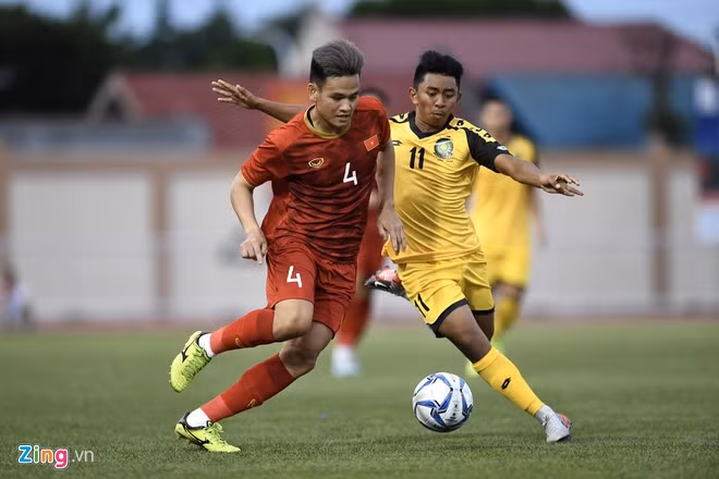 Sau án treo giò và đặc biệt là trong bối cảnh Bùi Hoàng Việt Anh thi đấu quá non nớt, Tấn Tài là sự trở lại cần thiết bên cánh phải của U23 Việt Nam trước trận gặp Jordan.
