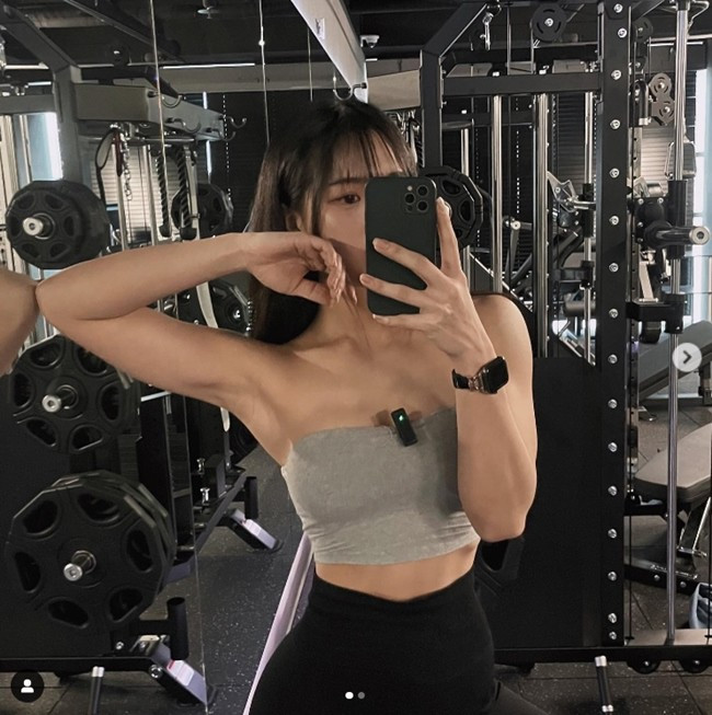 Heo Eun Soo chia sẻ, có thời điểm cô ăn tới mức phát ngán những món trên, song vì ước mơ được đứng trên sàn đấu thể hình, cô gái nhỏ nhắn lại nỗ lực.