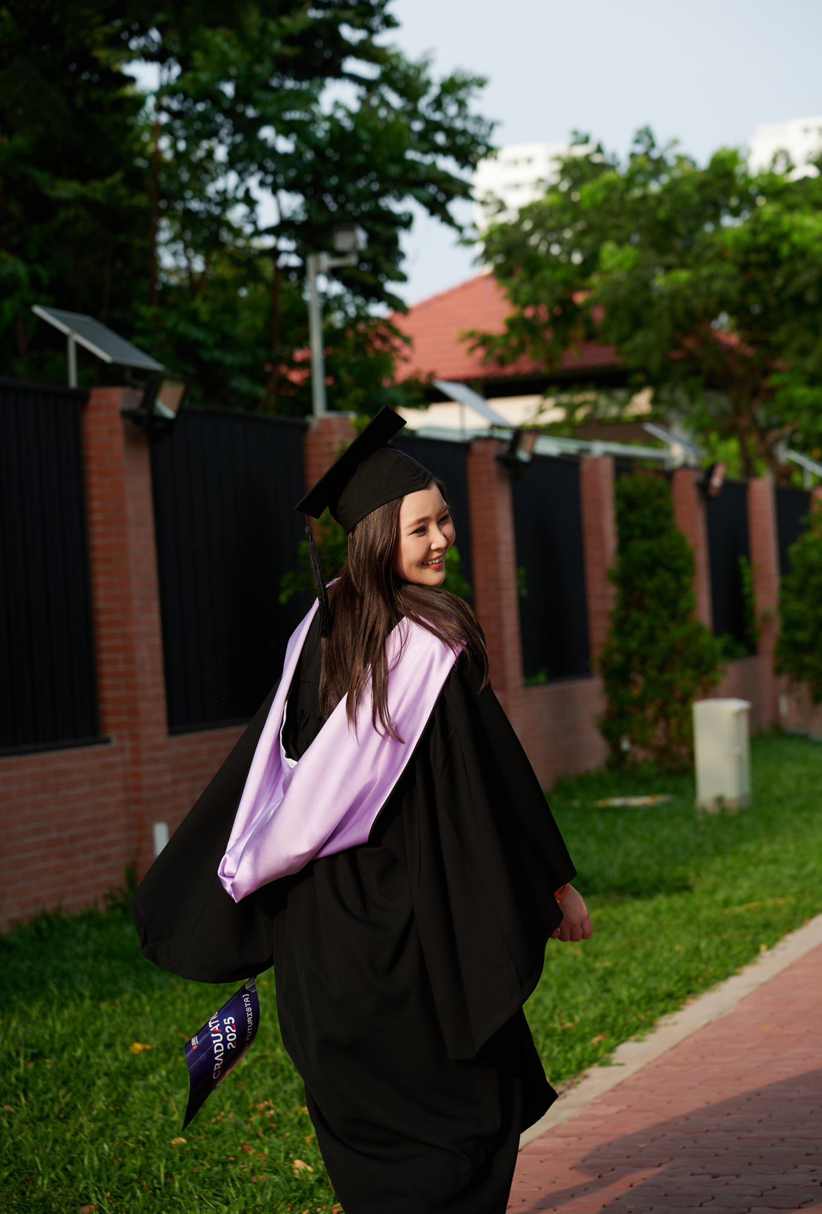 Ngoài công việc làm người mẫu thì Thảo Nguyên còn tham gia đóng phim, đóng MV ca nhạc...
