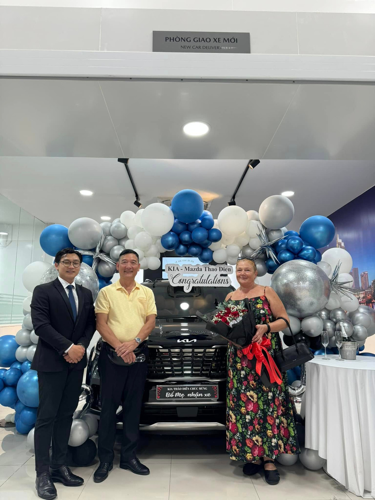 Với bố mẹ, Đặng Văn Lâm cũng thể hiện sự hiếu thảo bằng món quà vô cùng ý nghĩa.