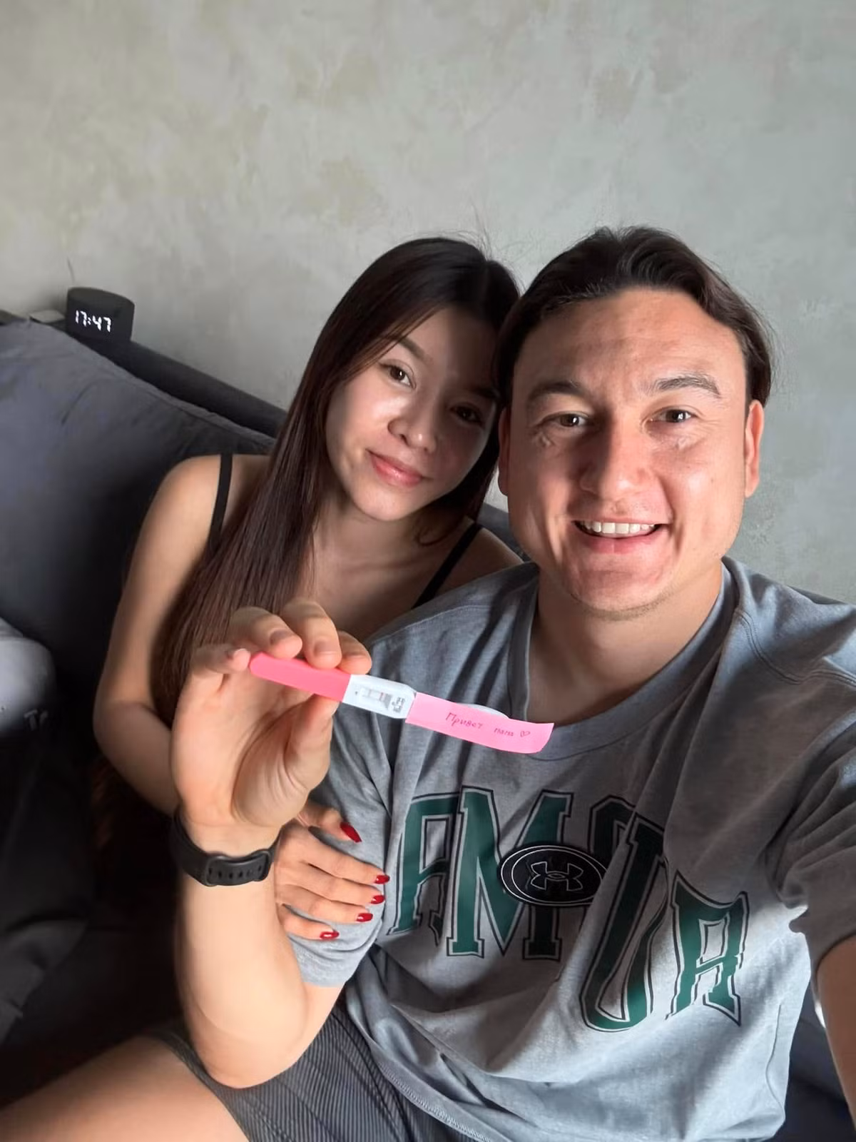 Sau đám cưới, vợ chồng Văn Lâm - Yến Xuân đón niềm hạnh phúc vô bờ khi nàng WAGs xinh đẹp thông báo mang thai con đầu lòng