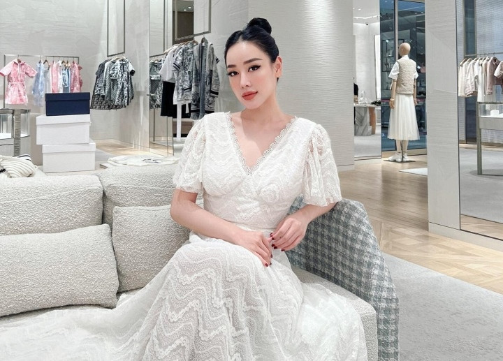 “Cơ địa tròn trịa, mũm mĩm. Kiên trì mỗi ngày. Kỷ luật sẽ đưa bạn đến đích mình mong muốn”, Thanh Thảo viết trên Instagram.