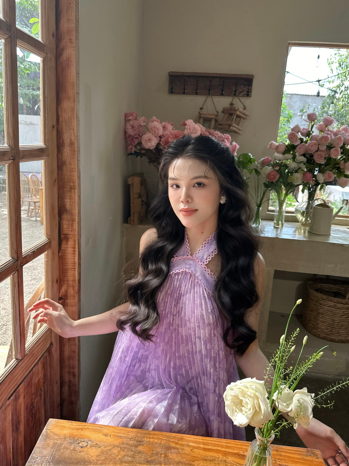 Tuy nhiên những lúc như vậy, Tuyết Nhung chọn cách nghĩ đến viễn cảnh mình trở nên xinh đẹp hơn, là động lực để cô quay lại mạnh mẽ hơn.