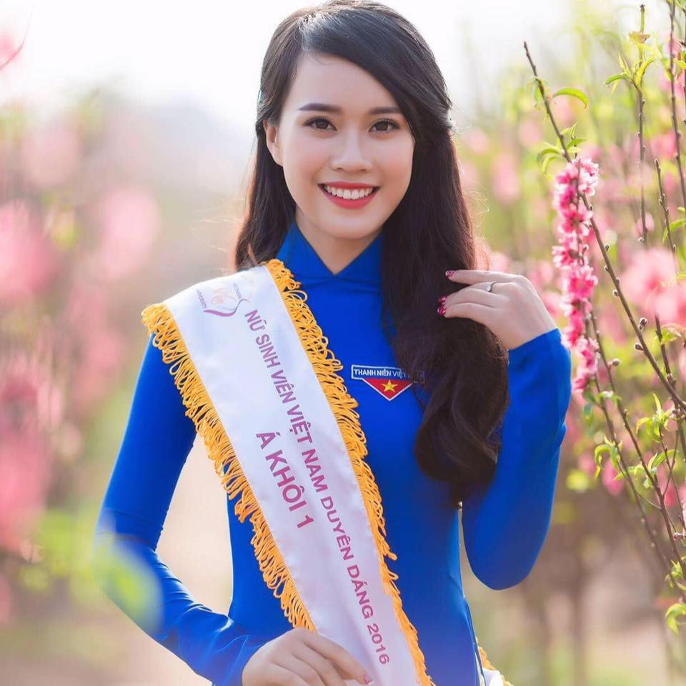 MC "Bữa trưa vui vẻ" khoe ảnh mới đẹp tựa "thần tiên tỉ tỉ" MC