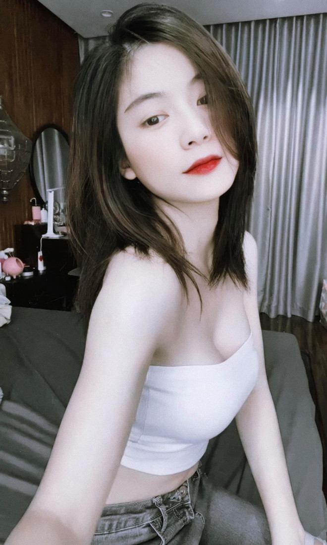 Tuy nhiên Nam Phương cũng không tiết lộ tốt nghiệp với tấm bằng loại gì khiến nhiều người tò mò.