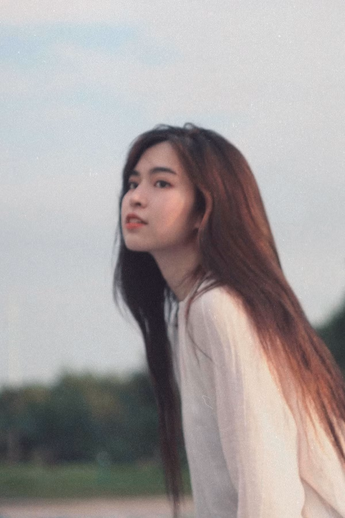 Mọi động tính của Khánh Vân trên trang cá nhân đều nhận được sự tương tác nhiệt tình từ CĐM.