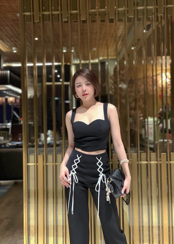 Trâm Anh khẳng định không nâng ngực.