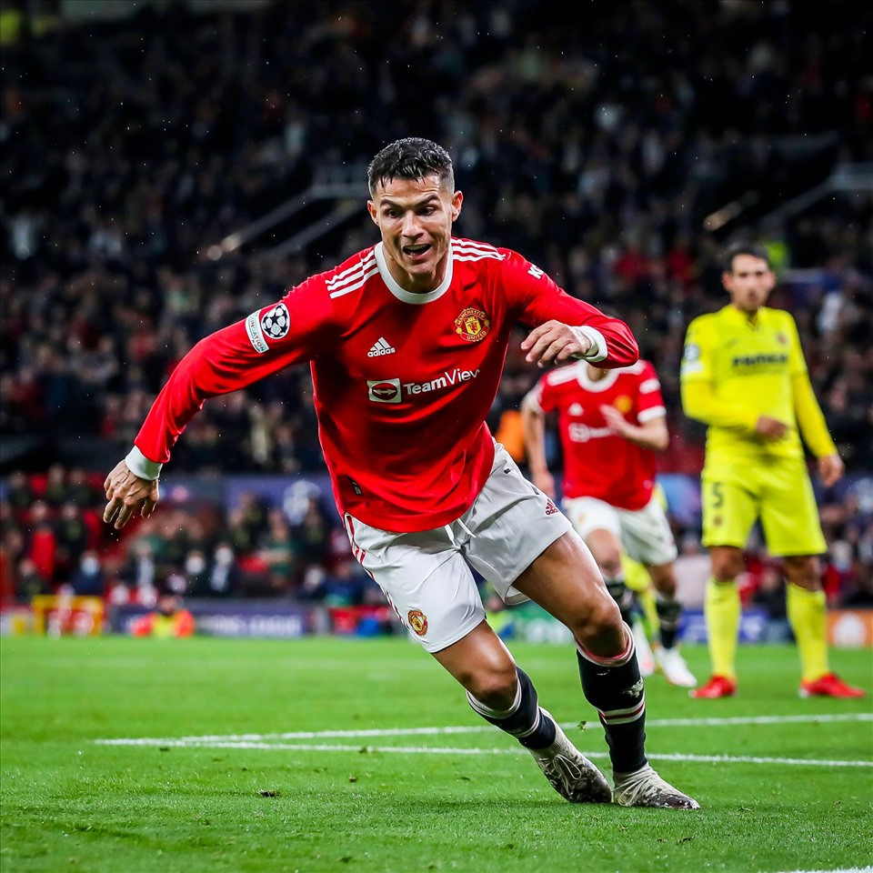 Ronaldo ghi ban phut bu gio, Man United loi nguoc dong Villarreal-Hinh-12