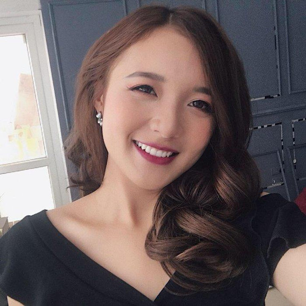 Ngoài dẫn chương trình của đài VTV, Phương Thảo còn là một trong những MC sự kiện đắt khách hiện nay.