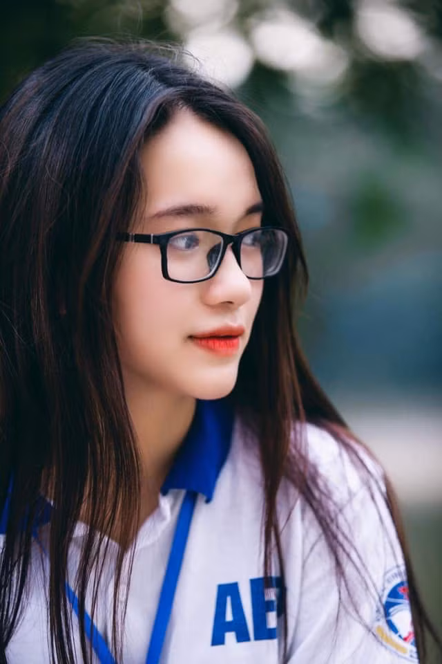 Nói về phương pháp học của mình để đạt được thành tích xuất sắc, Thu Trang cho biết cô nàng chủ yếu tập trung tối đa học bài trên lớp. Vậy nên về nhà chỉ cần ít thời gian ôn lại.