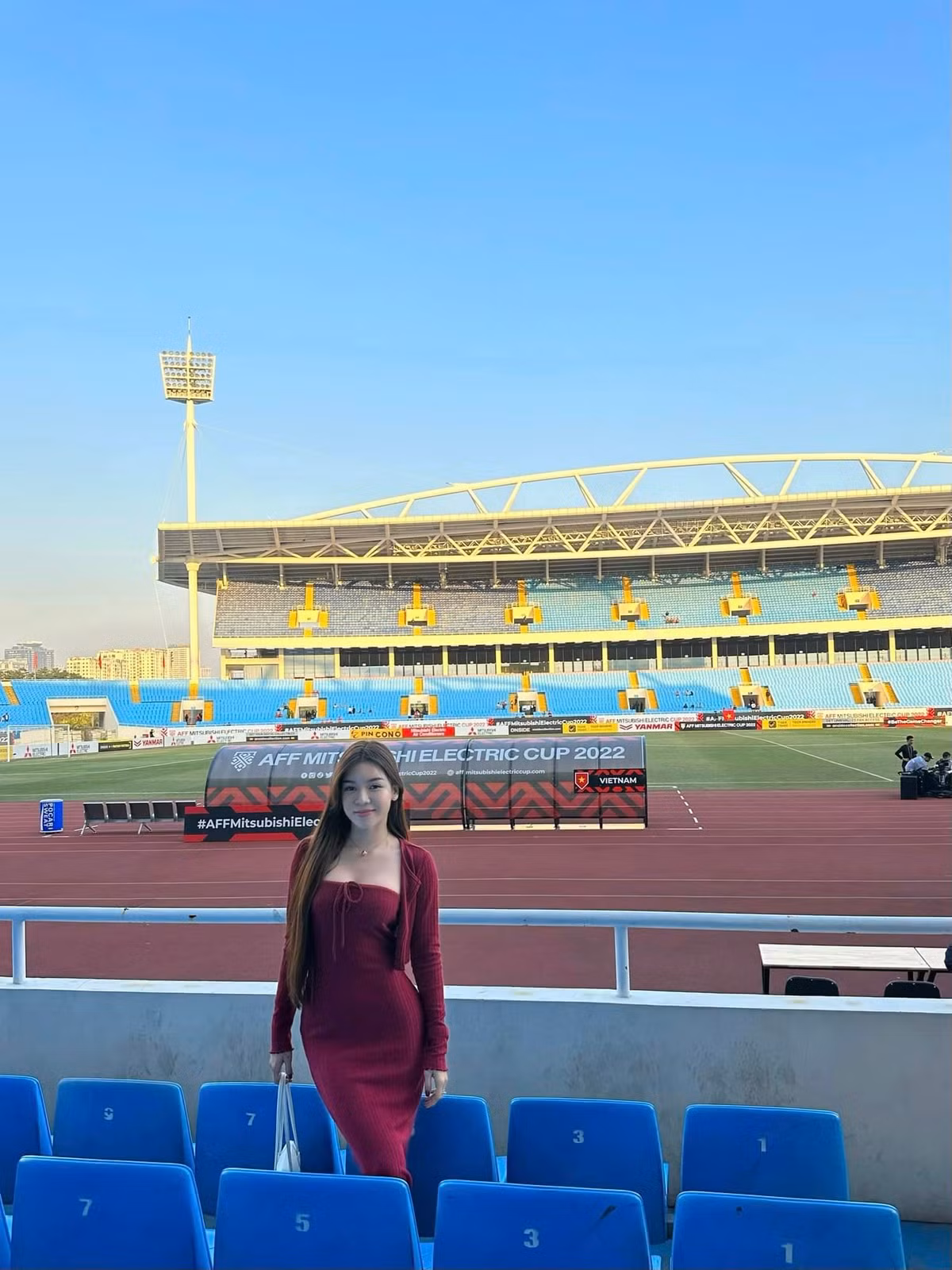 Đặng Văn Lâm và Yến Xuân rộ tin đồn hẹn hò từ tháng 9/2018. Từ khi vướng tin đồn yêu đương, cả hai chưa từng lên tiếng xác nhận.