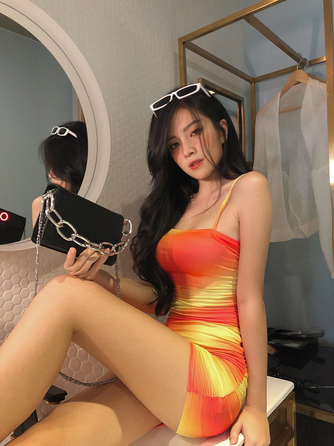 Không chỉ xinh đẹp, Thuỵ Hân còn được biết đến là một cô gái tài năng.