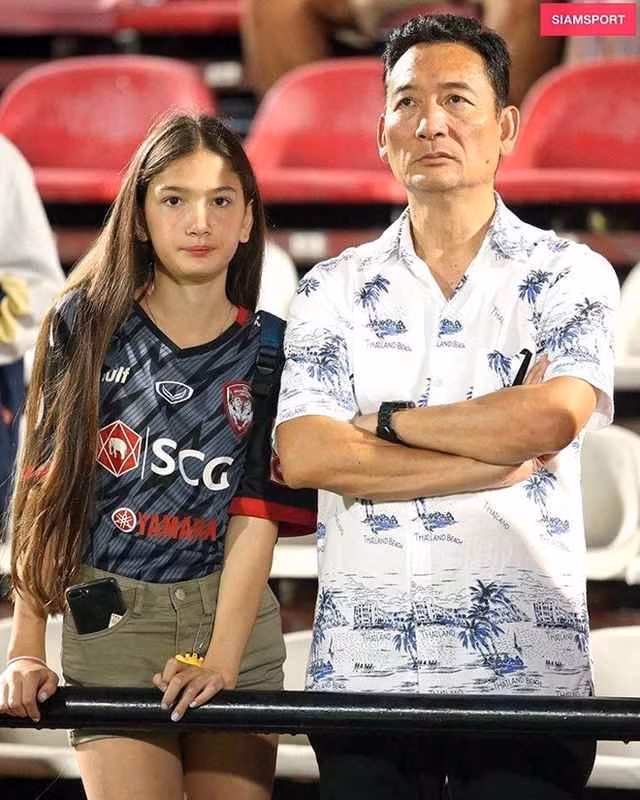 Chưa hết, Yến Xuân và bạn trai là thủ môn đội tuyển Việt Nam cũng tuyệt đối nói không với việc chia sẻ hình ảnh đối phương trên mạng xã hội.