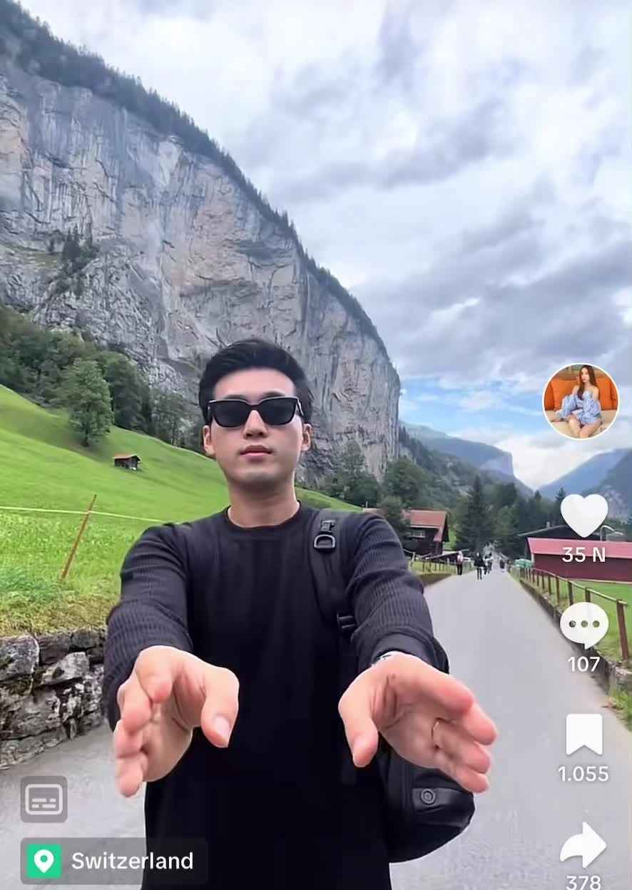 Có thể thấy, các trang phục được nam cơ trưởng lựa chọn đều tối giản và dễ dàng mặc trong nhiều sự kiện.